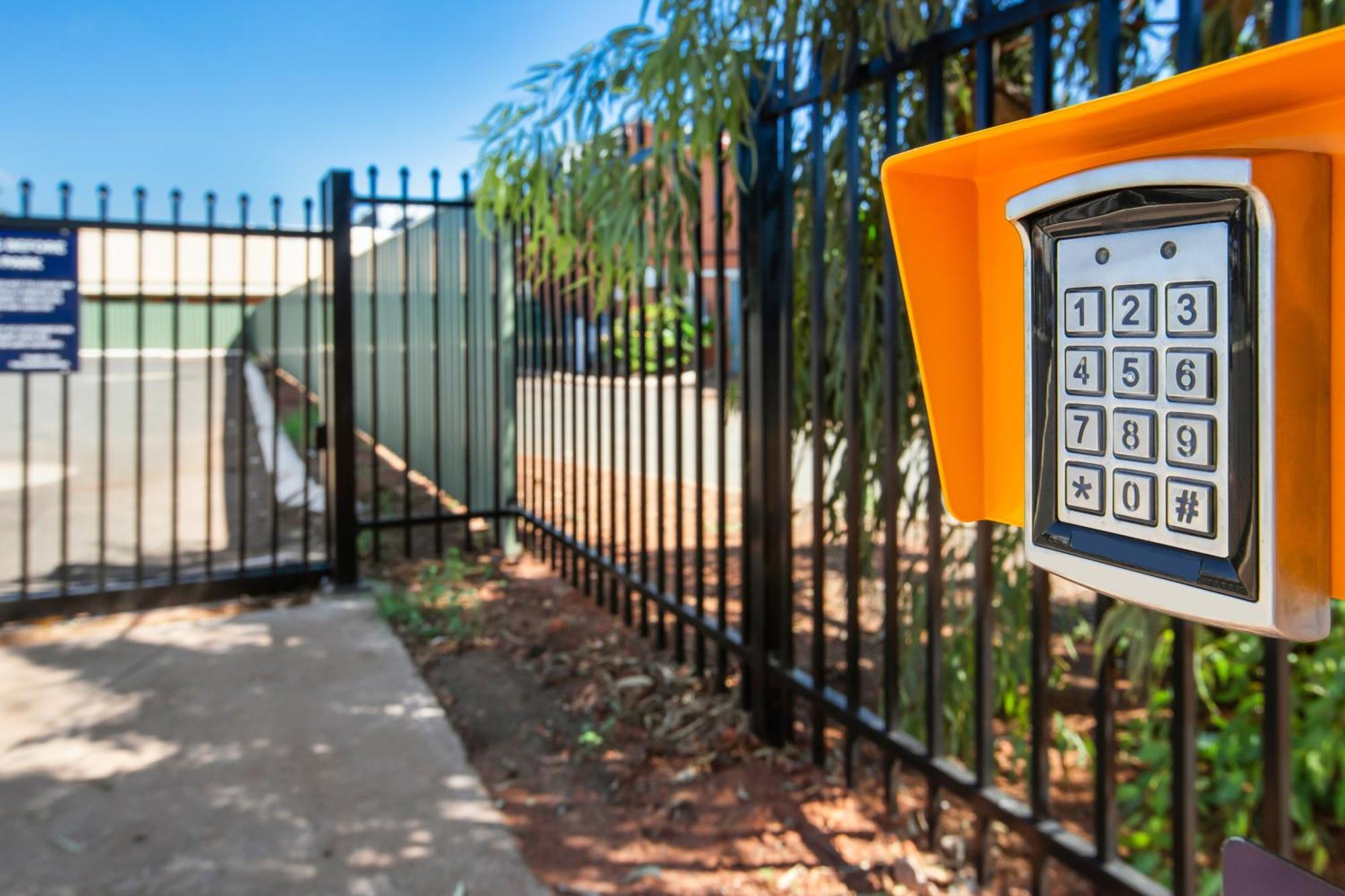 Hotel Ibis Styles Karratha Esterno foto